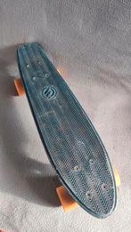 Oxelo mini skateboard - cruiser - lengte ca 57cm - gew. 2kg, Sport en Fitness, Skateboarden, Skateboard, Ophalen of Verzenden