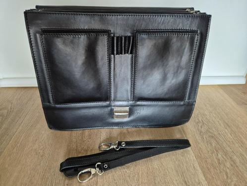 Vera Pelle lederen akte tas, Sieraden, Tassen en Uiterlijk, Tassen | Schooltassen, Gebruikt, Aktetas of Boekentas, 30 tot 40 cm
