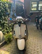 Vespa Sprint Dessert Storm (2015) - Unieke Kleur!, Overige modellen, Maximaal 45 km/u, Ophalen of Verzenden, Zo goed als nieuw