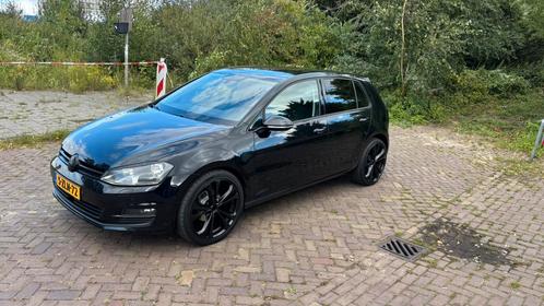 Volkswagen Golf 1.6 TDI 77KW DSG 2014 Zwart, Auto's, Volkswagen, Particulier, Golf, Trekhaak, Diesel, C, Hatchback, Automaat, Geïmporteerd