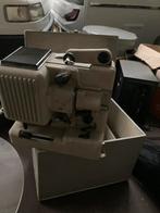 Eumig Wien Type P8 Automatic Filmprojector, Audio, Tv en Foto, Diaprojectors, Ophalen of Verzenden, Gebruikt, Met scherm