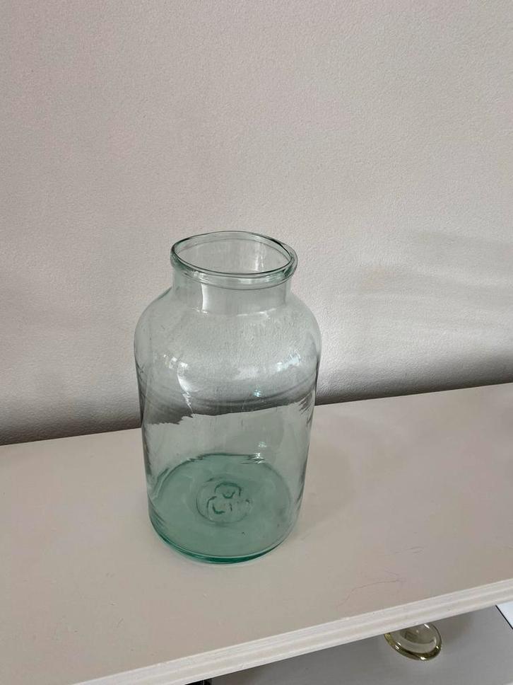 Oude Franse Brocante Vaas - Groenig Glas, Huis en Inrichting, Woonaccessoires | Vazen, Gebruikt, Groen, Minder dan 50 cm, Glas
