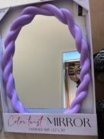 Paarse grote spiegel, color twist mirror, 22x30 inch, Ophalen, Nieuw, Minder dan 100 cm, Ovaal
