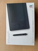 Wacom Intuos Pro Tekentablet + Pen, Computers en Software, Tekentablets, Ophalen of Verzenden, Multi-touch, Zo goed als nieuw