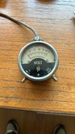 Vintage voltmeter tot 120 volt, Ophalen