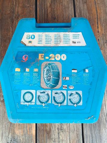 Jope E-200 Sneeuwkettingen - gratis af te halen  beschikbaar voor biedingen
