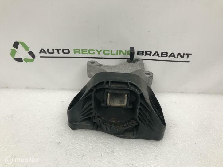 Motorsteun Renault Megane Nissan Qashqai 112846249R, Auto-onderdelen, Motor en Toebehoren, Renault, Gebruikt, Ophalen of Verzenden