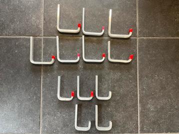 Duraline / Karwei Ophangbeugels  Aluminium €60,- Voor €12,- beschikbaar voor biedingen