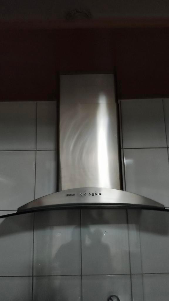 Bosch Wandschouwkap - RVS, Witgoed en Apparatuur, Afzuigkappen, Gebruikt, Inbouw, Wandschouwkap, 400 tot 600 m³ per uur, Motor