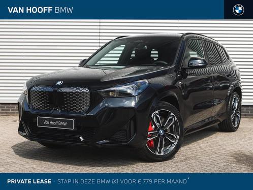 BMW iX1 eDrive20 High Executive M Sport / Panoramadak / Trek, Auto's, BMW, Bedrijf, Te koop, iX1, Adaptive Cruise Control, Alarm