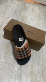 Burberry slippers, Slippers, Zwart, Nieuw, Ophalen of Verzenden