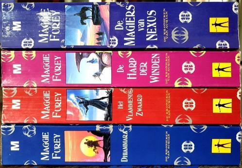 Kronieken van Aurian - Compleet - Maggie Furey, Boeken, Fantasy, Gelezen, Ophalen of Verzenden