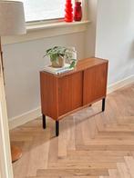 Vintage wandmeubel teak houten jaren 50/60, Huis en Inrichting, Kasten | Wandmeubels, Ophalen, Minder dan 150 cm, 25 tot 50 cm