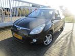 Hyundai I20 1.2i DynamicVersion, Auto's, Hyundai, 450 kg, Gebruikt, 4 cilinders, Zwart