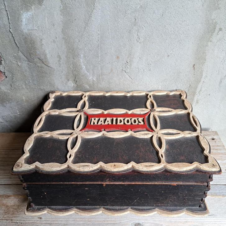 Brocante oude houten naaidoos kistje naaikistje *Etage3*, Huis en Inrichting, Woonaccessoires | Overige, Gebruikt, Ophalen of Verzenden