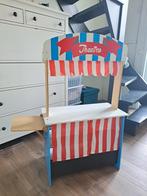 Houten Marktkraam / Theater, Ophalen