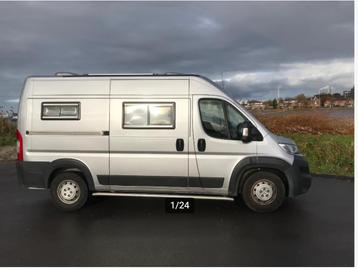 Slim en comfortabel ingerichte camper  beschikbaar voor biedingen