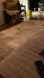 ***PRACHTIG SCHAPENKLEED***, Huis en Inrichting, Ophalen, Crème, 200 cm of meer, Zo goed als nieuw