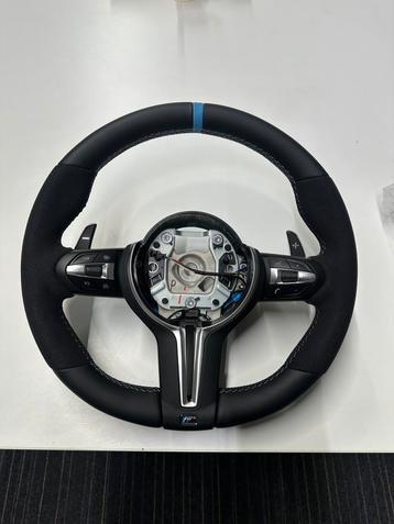 Bmw M stuur leer/alcantara beschikbaar voor biedingen