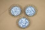 3 zwiebelmuster bordjes met ijzerdraad, Antiek en Kunst, Antiek | Servies los, Ophalen of Verzenden