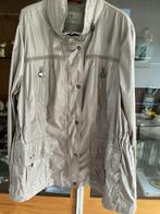 Mooie zomerjas Fuchs Schmitt maat 48 beige glans, Kleding | Dames, Jassen | Zomer, Ophalen of Verzenden, Zo goed als nieuw, Maat 46/48 (XL) of groter