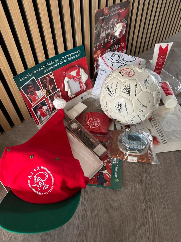 11 stuks AJAX items, Verzamelen, Sportartikelen en Voetbal, Nieuw, Overige typen, Ajax, Verzenden