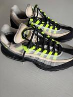 Nike Air Max 95 Denham - Maat 45,5 (US 11,5), Kleding | Heren, Schoenen, Ophalen of Verzenden, Zo goed als nieuw, Zwart, Sneakers of Gympen