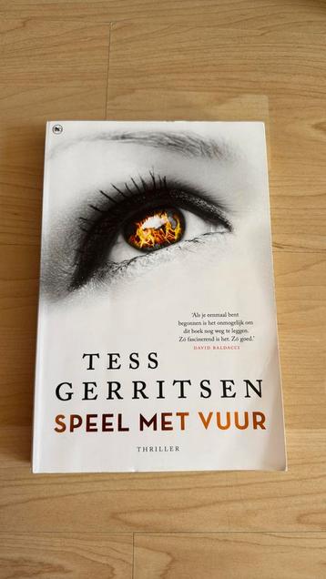 Tess Gerritsen - Speel met vuur beschikbaar voor biedingen