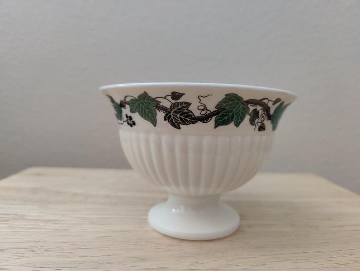 Prachtige Wedgwood Stratford Sherbetcup/schaaltje, Huis en Inrichting, Keuken | Servies, Zo goed als nieuw, Overige typen, Wedgwood