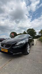 Volvo V40 D3 2.0 Geartronic 2014 Zwart, Auto's, Zwart, 749 kg, 1984 cc, Zwart