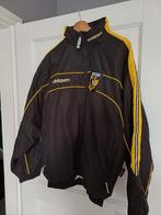 Te koop: Uhlsport Vitesse Trainingsjas Maat XL, Kleding | Heren, Ophalen, Uhlsport, Zwart, Maat 56/58 (XL)