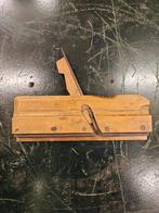 Antieke Profielschaaf, Ophalen of Verzenden