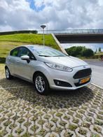 Ford Fiësta 1.0 EcoBoost 74KW/100PK 5D 2014 Grijs Titanium, Auto's, Voorwielaandrijving, Euro 5, Stof, Zwart
