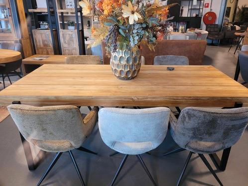Eettafel teak recht 220cm SALE, Huis en Inrichting, Tafels | Eettafels, Nieuw, 200 cm of meer, Vijf personen of meer, Ovaal, Ophalen