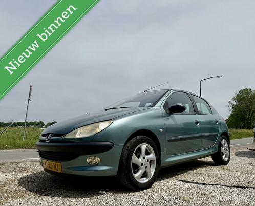 Peugeot 206 1.4 Gentry, BJ 2003, Airco Nette Auto, Velgen, Auto's, Peugeot, Bedrijf, Te koop, Airbags, Airconditioning, Alarm