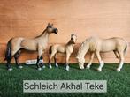 Schleich Akhal Teke, Ophalen of Verzenden, Zo goed als nieuw, Paard, Beeldje of Figuurtje