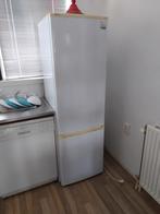 Nog prima koelkast met vriezer., Ophalen, Gebruikt, 200 liter of meer, Met aparte vriezer