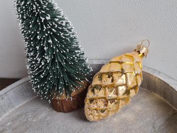 Vintage kerstbal dennenappel goud 554 beschikbaar voor biedingen