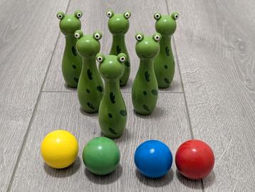 Kegel set hout kikker beschikbaar voor biedingen