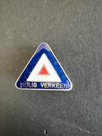 Veilig verkeer speldje, Verzamelen, Speldjes, Pins en Buttons, Ophalen of Verzenden, Zo goed als nieuw