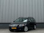 Volvo V50 2.4 Automaat | Climate | Cruise | APK | Station |, 74 €/maand, 700 kg, Leder en Stof, Zwart