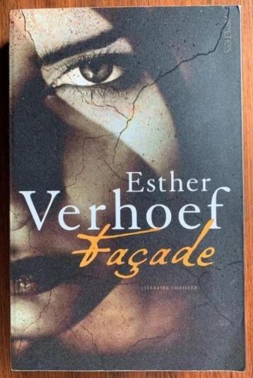 Façade, facade; Esther Verhoef; thriller, spannend boek beschikbaar voor biedingen
