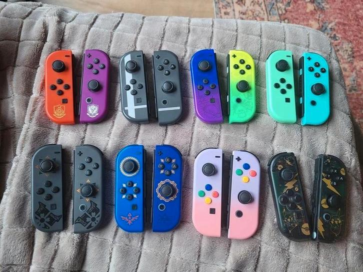 Verschillende Limited Editions joycons Nintendo switch, Spelcomputers en Games, Games | Nintendo Switch, Nieuw, 3 spelers of meer