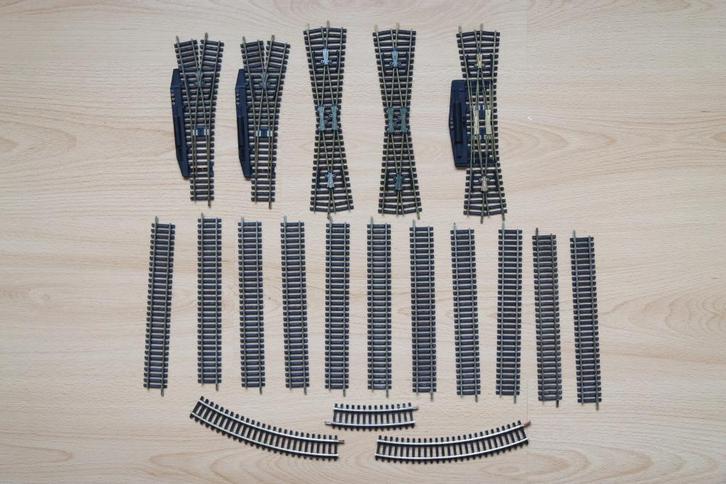 Roco rails 15 stuks en 5 wissels, Hobby en Vrije tijd, Modeltreinen | H0, Zo goed als nieuw, Rails, Gelijkstroom, Roco, Ophalen of Verzenden