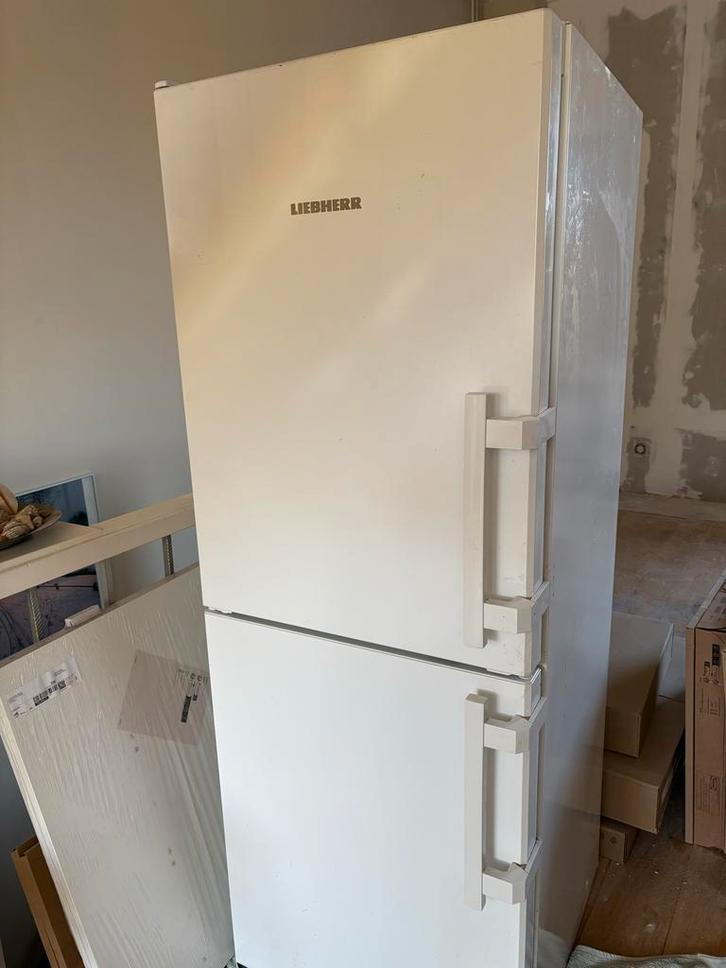 Liebherr Koelvriescombinatie, Witgoed en Apparatuur, Koelkasten en IJskasten, Gebruikt, Met vriesvak, 200 liter of meer, 160 cm of meer