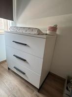 Dressoir babykamer - bijpassend ledikant ook aanwezig, Ophalen, Gebruikt, Jongetje of Meisje