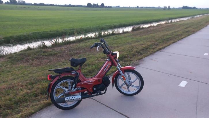 Tomos gezocht!!!, Fietsen en Brommers, Brommers | Tomos, Gebruikt, Overige modellen, Maximaal 25 km/u, Ophalen of Verzenden