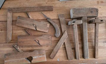 Oud Houten Gereedschap Meubelmaker beschikbaar voor biedingen