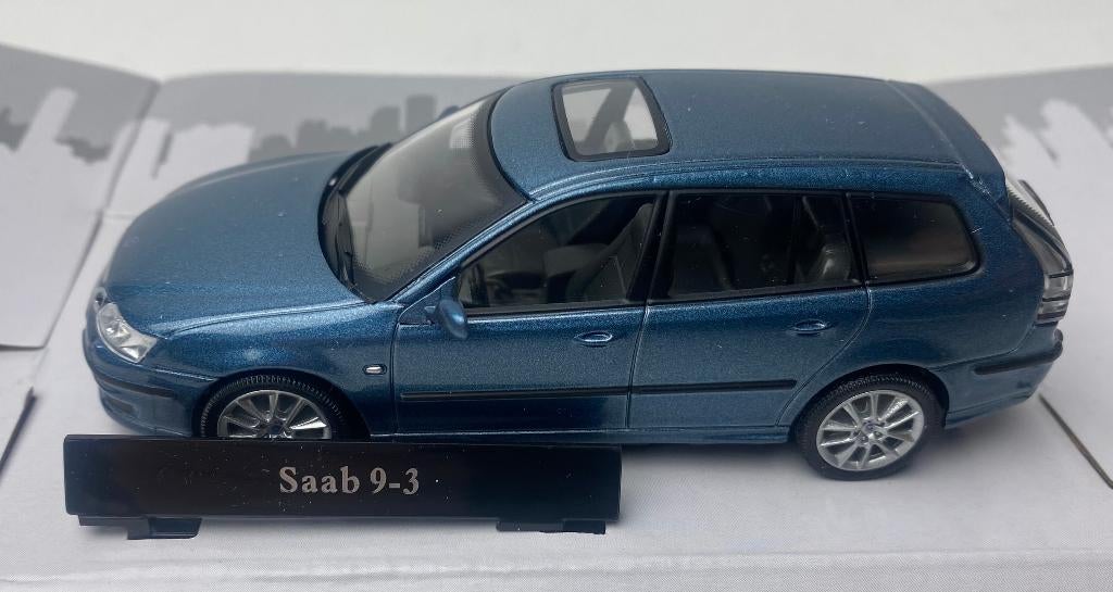 Jsn Cararama 1:43 Saab 9-3 Sport Combi blauw, Hobby en Vrije tijd, Modelauto's | 1:43, Overige merken, -, Cararama, Nieuw