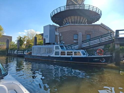 WSA vlet. 15 meter. MWM diesel.  Opknapper met potentie!, Watersport en Boten, Motorboten en Motorjachten, Gebruikt, Staal, 12 meter of meer